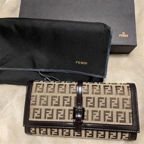 borsa fendi zucca fibbia logo|real fendi bag.